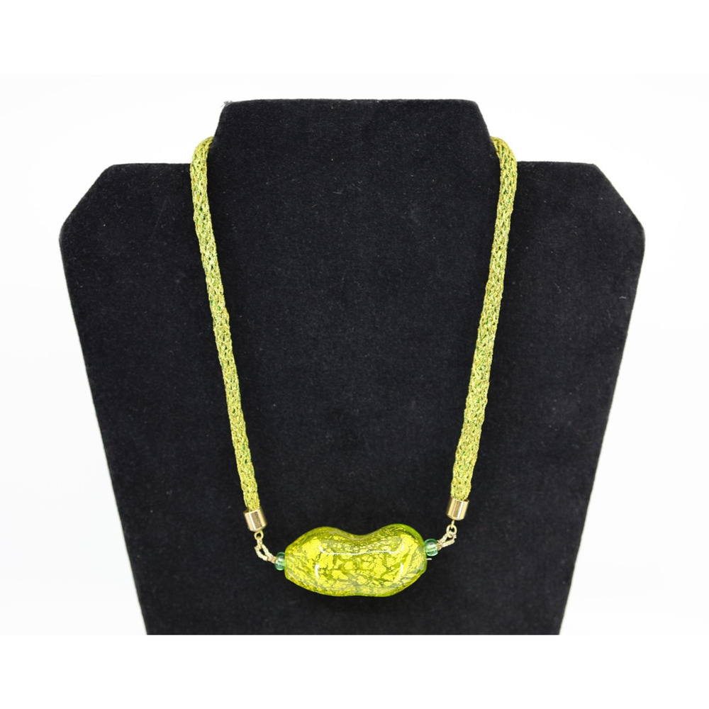 A7 Vintage MILLEFIORI Green Murano Glass Necklace Foil Bead Woven Mesh Chain